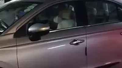New Delhi: मयूर विहार में कार के अंदर ड्राइवर मृत मिला New Delhi: मयूर विहार में कार के अंदर ड्राइवर मृत मिला