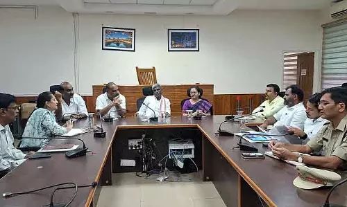 किसानों को कोई परेशानी न हो, यह पक्का करें: Kota MP Srinivas Pujari