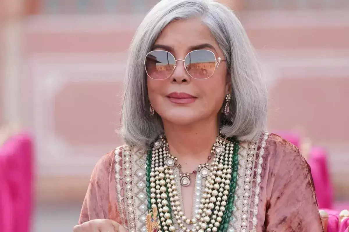 Zeenat अमान ने फिर कहा कि शादी नहीं, बल्कि आपसी सम्मान पवित्र है Zeenat अमान ने फिर कहा कि शादी नहीं, बल्कि आपसी सम्मान पवित्र है