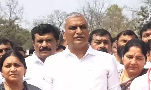 Harish Rao ने वारंगल सुपर स्पेशियलिटी अस्पताल में देरी पर भूख हड़ताल की चेतावनी दी Harish Rao ने वारंगल सुपर स्पेशियलिटी अस्पताल में देरी पर भूख हड़ताल की चेतावनी दी