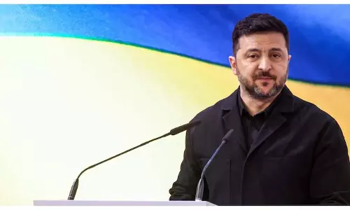 Zelenskyy ने ट्रंप से यूक्रेन के साथ रहने की अपील की, क्योंकि रूस के खिलाफ युद्ध 5वें साल में पहुंच गया Zelenskyy ने ट्रंप से यूक्रेन के साथ रहने की अपील की, क्योंकि रूस के खिलाफ युद्ध 5वें साल में पहुंच गया