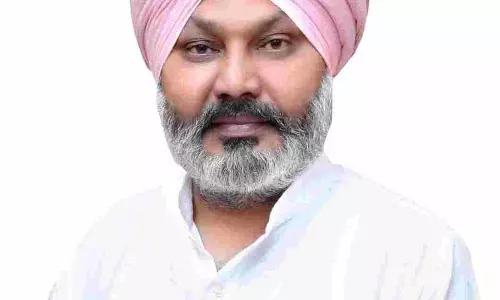 युवाओं के लिए 3,000 खेल के मैदान बनाए जा रहे हैं: Minister