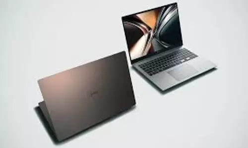 LG ने लॉन्च की बड़ी बैटरी, Ryzen AI 400 सीरीज प्रोसेसर वाली Gram 16 (2026) लैपटॉप सीरीज LG ने लॉन्च की बड़ी बैटरी, Ryzen AI 400 सीरीज प्रोसेसर वाली Gram 16 (2026) लैपटॉप सीरीज
