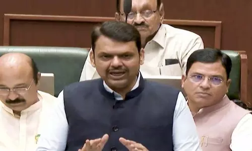 Digital Scam की चेतावनी: CM फडणवीस ने बताया कि क्या करना है Digital Scam की चेतावनी: CM फडणवीस ने बताया कि क्या करना है