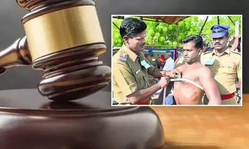 Central Police भर्ती: हाई कोर्ट ने तीसरे निप्पल के बावजूद योग्यता बरकरार रखी Central Police भर्ती: हाई कोर्ट ने तीसरे निप्पल के बावजूद योग्यता बरकरार रखी