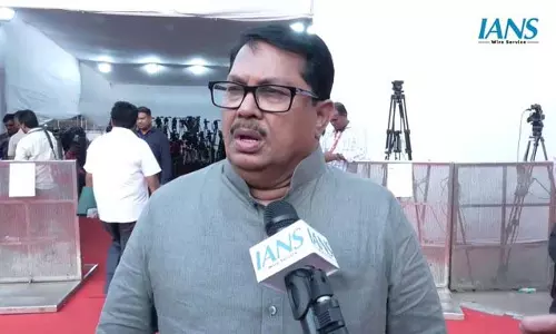 Mumbai में कानून-व्यवस्था पर सियासी बयानबाज़ी तेज, विजय वडेट्टीवार का सरकार पर निशाना