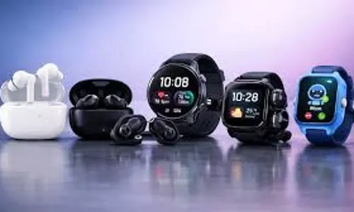 स्वदेशी कंपनी Ai+ ने भारत में लॉन्च किए सस्ते ईयरबड्स और स्मार्टवॉच, कीमत 699 रुपये से शुरू स्वदेशी कंपनी Ai+ ने भारत में लॉन्च किए सस्ते ईयरबड्स और स्मार्टवॉच, कीमत 699 रुपये से शुरू