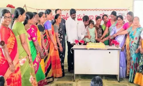 महिलाओं को आर्थिक रूप से सशक्त बनाया जाना चाहिए: Munukuntla Sarpanch नरेश