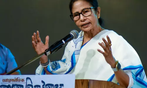Mamata Banerjee ने पश्चिम बंगाल का नाम बदलकर बांग्ला रखने की मांग दोहराई