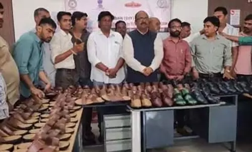 Kandivali में लेदर वर्कर्स के लिए स्किल ट्रेनिंग, पारंपरिक हुनर में आधुनिक तकनीक की ताकत