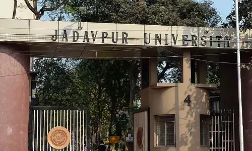 अशांत Jadavpur में फिर खून-खराबा, छात्र की पिटाई