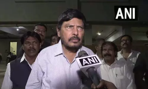 केंद्रीय मंत्री रामदास अठावले का युवा Congress अध्यक्ष उदय भानु चिब की गिरफ्तारी पर बयान