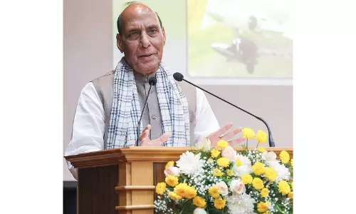 Rajnath Singh ने श्रीनगर हवाई अड्डे के विस्तार को कैबिनेट की मंजूरी की सराहना की