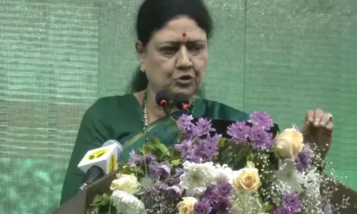 Sasikala ने द्रविड़ पार्टी की नई शुरुआत की घोषणा की