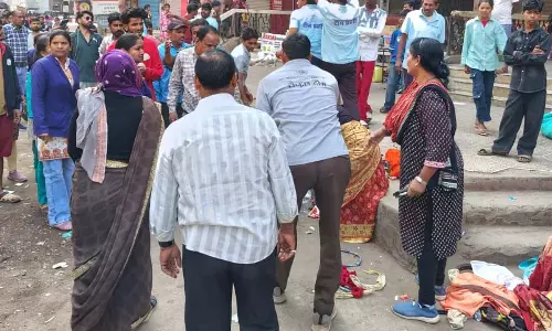 जिला प्रशासन का एक्शन मोड, तिवरैया शासकीय दुकान में अनियमितता पर कारण बताओ नोटिस जिला प्रशासन का एक्शन मोड, तिवरैया शासकीय दुकान में अनियमितता पर कारण बताओ नोटिस