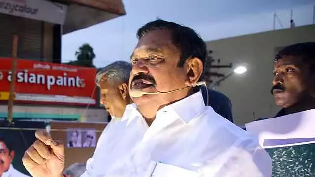 DMK सरकार असली अपराधियों को भागने दे रही है: एडप्पादी के. पलानीस्वामी DMK सरकार असली अपराधियों को भागने दे रही है: एडप्पादी के. पलानीस्वामी