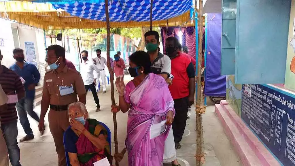 Tamil Nadu : मुख्यमंत्री और उपमुख्यमंत्री के चुनाव क्षेत्रों में वोटर डिटेल्स Tamil Nadu : मुख्यमंत्री और उपमुख्यमंत्री के चुनाव क्षेत्रों में वोटर डिटेल्स