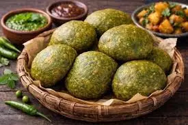 Palak Matar Kachori: आसानी से बनाएं पालक-मटर की कचौड़ी Palak Matar Kachori: आसानी से बनाएं पालक-मटर की कचौड़ी