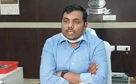 Bhopal: कलेक्टर ने सीएमएचओ से जिला अस्पताल में आउट पेशेंट डिपार्टमेंट का लोड कम करने को कहा Bhopal: कलेक्टर ने सीएमएचओ से जिला अस्पताल में आउट पेशेंट डिपार्टमेंट का लोड कम करने को कहा
