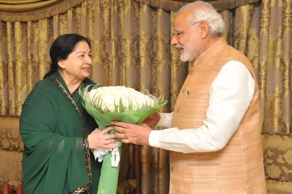 PM Modi ने जयललिता को उनकी जयंती पर श्रद्धांजलि दी PM Modi ने जयललिता को उनकी जयंती पर श्रद्धांजलि दी