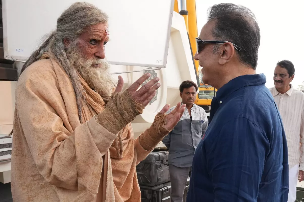 Big B ने कमल हासन से मुलाकात की, कल्कि 2 की शूटिंग शुरू Big B ने कमल हासन से मुलाकात की, कल्कि 2 की शूटिंग शुरू