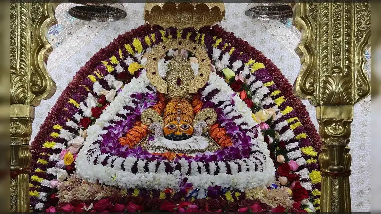 Khatu Shyam Mela 2026: जानें 27 फरवरी को क्यों उमड़ेगी श्रद्धालुओं की भीड़,जानें बाबा के बारे में ये बातें Khatu Shyam Mela 2026: जानें 27 फरवरी को क्यों उमड़ेगी श्रद्धालुओं की भीड़,जानें बाबा के बारे में ये बातें