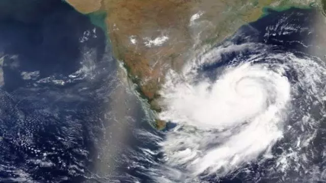 बंगाल की खाड़ी में बना लो प्रेशर अब साफ़ दिख रहा, Odisha के 15 ज़िलों के लिए येलो वॉर्निंग जारी बंगाल की खाड़ी में बना लो प्रेशर अब साफ़ दिख रहा, Odisha के 15 ज़िलों के लिए येलो वॉर्निंग जारी