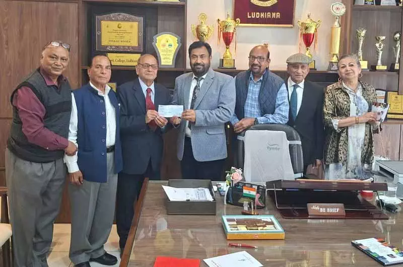 SDC Government College में कविताओं का कलेक्शन रिलीज़ किया गया SDC Government College में कविताओं का कलेक्शन रिलीज़ किया गया