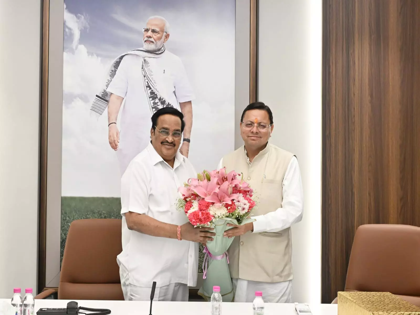 उत्तराखंड CM ने हरिद्वार कुंभ 2027 गंगा परियोजनाओं के लिए शीघ्र मंजूरी मांगी उत्तराखंड CM ने हरिद्वार कुंभ 2027 गंगा परियोजनाओं के लिए शीघ्र मंजूरी मांगी