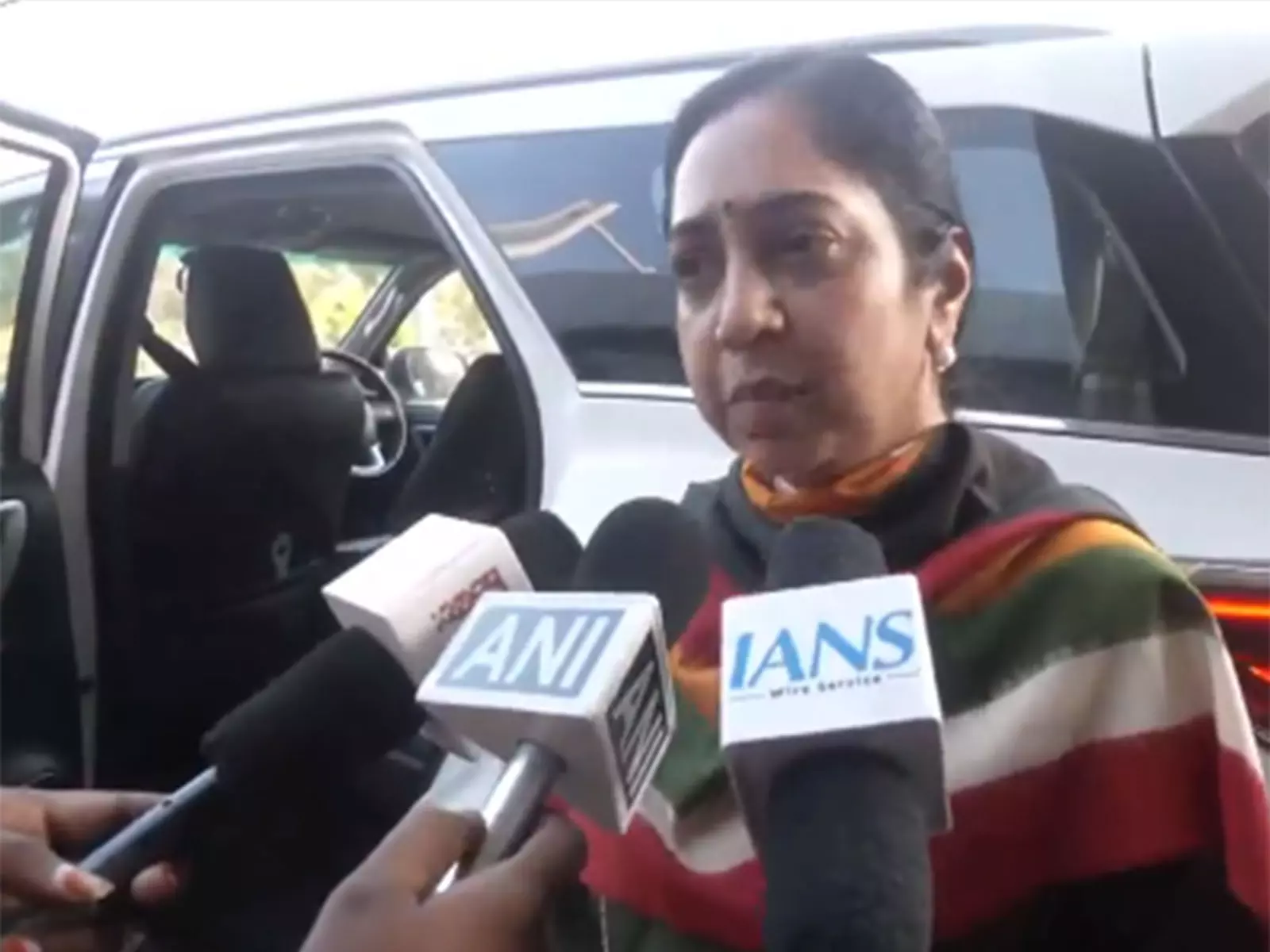 DMK सांसद ने कांग्रेस सांसद ज्योतिमणि के खिलाफ अपमानजनक टिप्पणियों की निंदा की DMK सांसद ने कांग्रेस सांसद ज्योतिमणि के खिलाफ अपमानजनक टिप्पणियों की निंदा की
