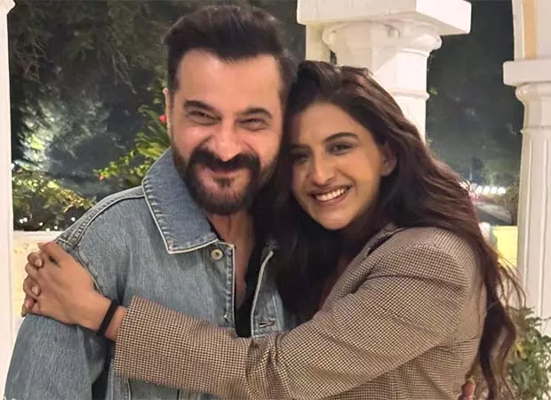 निमृत कौर ने OTT शो के लिए लंबे फॉर्मेट की कहानी कहने का तरीका अपनाया निमृत कौर ने OTT शो के लिए लंबे फॉर्मेट की कहानी कहने का तरीका अपनाया