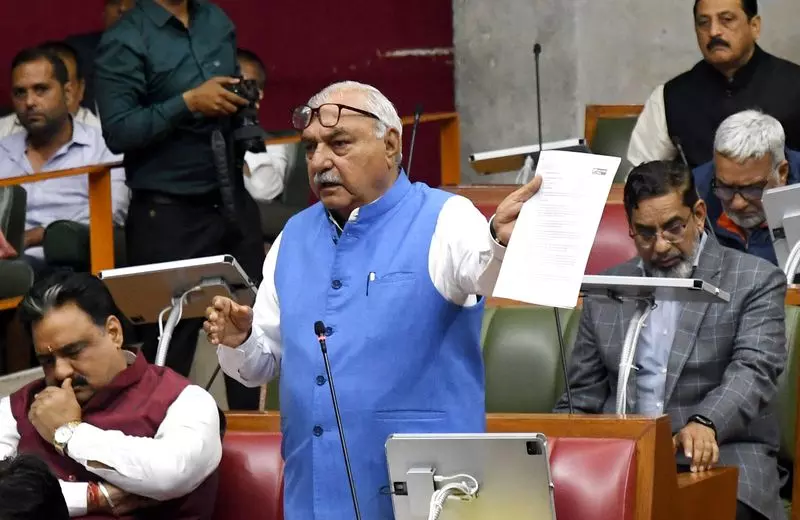 Haryana विधानसभा में हायरिंग का मुद्दा गरमाया कांग्रेस विधायकों ने वॉकआउट किया Haryana विधानसभा में हायरिंग का मुद्दा गरमाया कांग्रेस विधायकों ने वॉकआउट किया