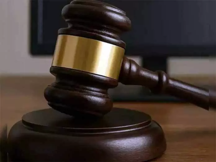 डीबी ने GMC की अमृत फार्मेसी से कथित चोरी पर SSP से हलफनामा मांगा डीबी ने GMC की अमृत फार्मेसी से कथित चोरी पर SSP से हलफनामा मांगा