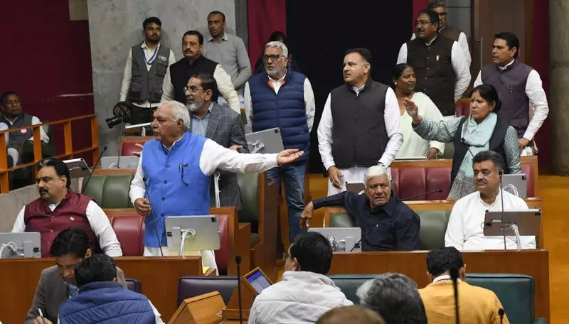 Haryana के सीएम नायब सैनी ने कहा कि वे चर्चा के लिए तैयार हैं Haryana के सीएम नायब सैनी ने कहा कि वे चर्चा के लिए तैयार हैं