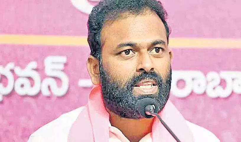 Y Satish Reddy: सीएम रेवंत ने सत्ता में आने के बाद रायथुबंधु को धोखा दिया Y Satish Reddy: सीएम रेवंत ने सत्ता में आने के बाद रायथुबंधु को धोखा दिया