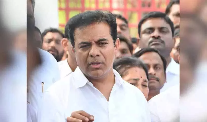 KTR ने AICC को 1,000 करोड़ रुपये भेजने की तैयारी के रेवंत के दावों पर केंद्र से जवाब मांगा KTR ने AICC को 1,000 करोड़ रुपये भेजने की तैयारी के रेवंत के दावों पर केंद्र से जवाब मांगा