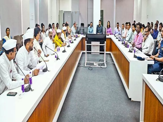 District Collector ने आलंदी और देहू पालखी मार्ग का काम 15 मई तक पूरा करने का आदेश दिया District Collector ने आलंदी और देहू पालखी मार्ग का काम 15 मई तक पूरा करने का आदेश दिया