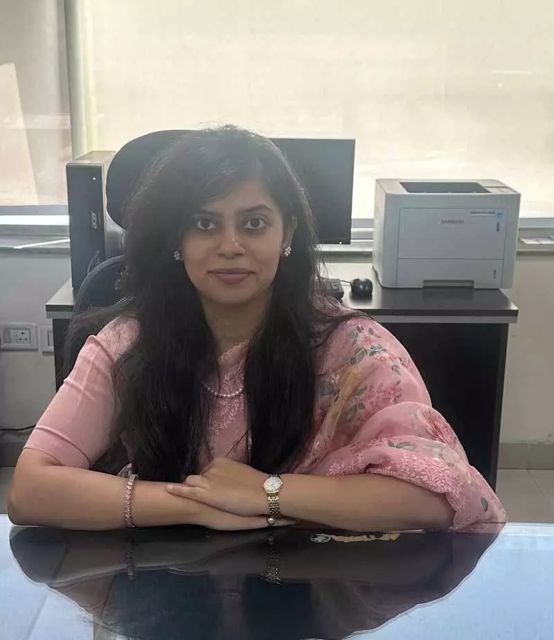 जूही जलोटा ने चंडीगढ़ RPO में डिप्टी पासपोर्ट ऑफिसर का पद संभाला जूही जलोटा ने चंडीगढ़ RPO में डिप्टी पासपोर्ट ऑफिसर का पद संभाला