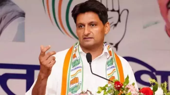 Jind: हरियाणा में बाहरी युवाओं को नौकरी का मुद्दा Jind: हरियाणा में बाहरी युवाओं को नौकरी का मुद्दा