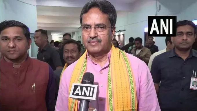 Agartala में 52 मत्स्य अधिकारियों को नियुक्ति पत्र, माणिक साहा बोले Agartala में 52 मत्स्य अधिकारियों को नियुक्ति पत्र, माणिक साहा बोले