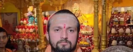 शंकराचार्य अविमुक्तेश्वरानंद पर FIR छवि को बदनाम करने की साजिश : मुकुंदानंद ब्रह्मचारी शंकराचार्य अविमुक्तेश्वरानंद पर FIR छवि को बदनाम करने की साजिश : मुकुंदानंद ब्रह्मचारी