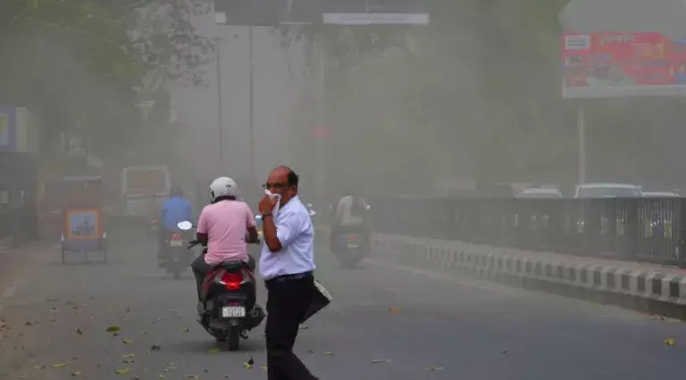 From Guwahati to “Dhulihati”: धूल प्रदूषण कैसे असम के सबसे बड़े शहर का दम घोंट रहा