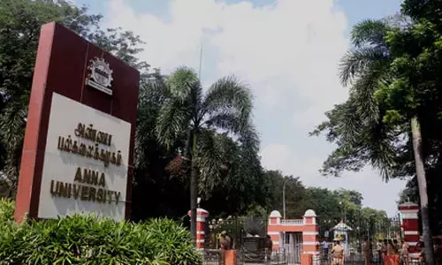 Anna University : पूर्व वाइस-चांसलर को हटाने का ऑर्डर कैंसिल करने पर गवर्नर को जवाब देने का आदेश Anna University : पूर्व वाइस-चांसलर को हटाने का ऑर्डर कैंसिल करने पर गवर्नर को जवाब देने का आदेश