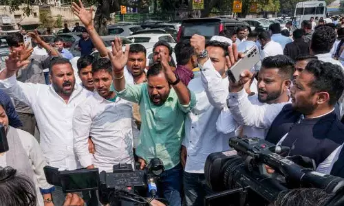 AI समिट में ‘सुनियोजित’ दंगा कोशिश: IYC प्रदर्शन पर Delhi पुलिस, 8 गिरफ्तार
