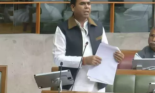 Sirsa कांग्रेस विधायक केहरवाला ने पेंशन कटौती पर सवाल उठाए, अनदेखी का आरोप
