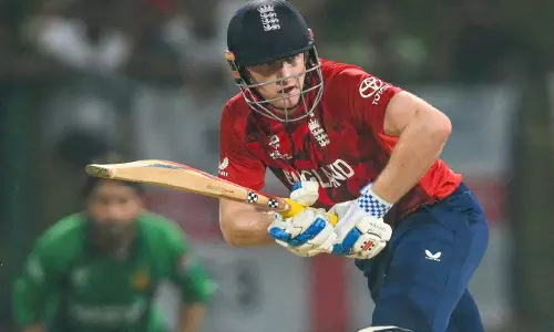 T20 WC: इंग्लैंड सेमीफाइनल में पहुंचने वाली पहली टीम बनी T20 WC: इंग्लैंड सेमीफाइनल में पहुंचने वाली पहली टीम बनी