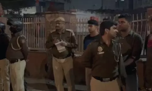 Kashmere Gate के पास कार पर फायरिंग, लॉरेंस बिश्नोई की लीगल टीम का मेंबर घायल