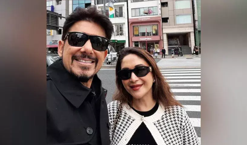 माधुरी दीक्षित ने जापान में दुनिया की सबसे व्यस्त सड़क – शिबुया क्रॉसिंग का अनुभव किया माधुरी दीक्षित ने जापान में दुनिया की सबसे व्यस्त सड़क – शिबुया क्रॉसिंग का अनुभव किया