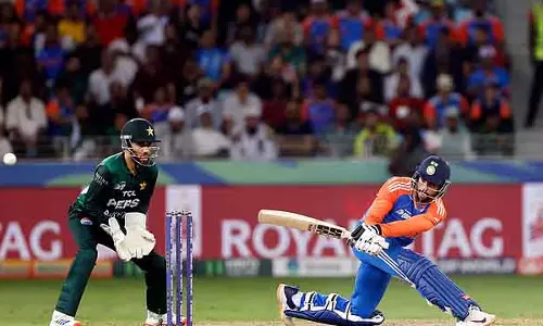 England की पाकिस्तान पर जीत; सेमीफाइनल में भारत-पाकिस्तान का मुकाबला नामुमकिन