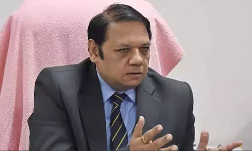BSNL निदेशक को VIP ट्रीटमेंट मिलने पर बोले मंत्री; यह अस्वीकार्य, कारण बताओ नोटिस जारी किया BSNL निदेशक को VIP ट्रीटमेंट मिलने पर बोले मंत्री; यह अस्वीकार्य, कारण बताओ नोटिस जारी किया